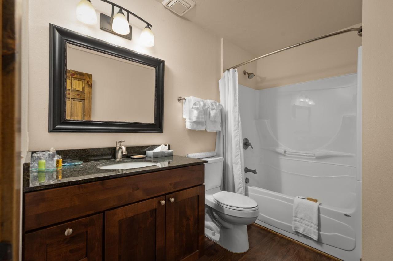 Duck Inn Lodge Whitefish Zewnętrze zdjęcie